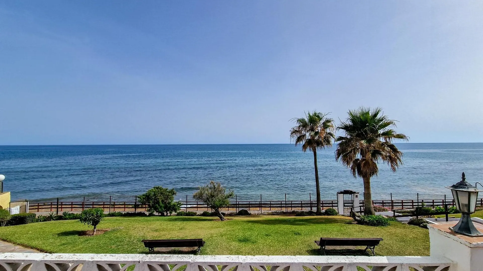 El Jardin Secreto Apartment Sitio de Calahonda