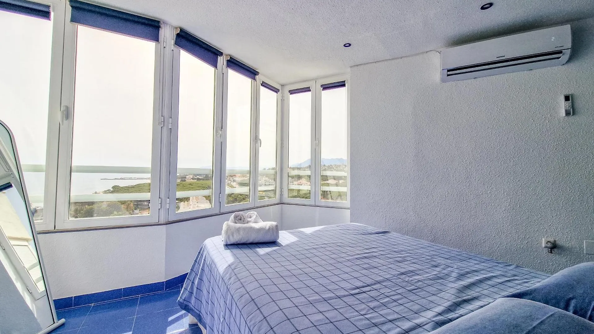 El Jardin Secreto Apartment Sitio de Calahonda